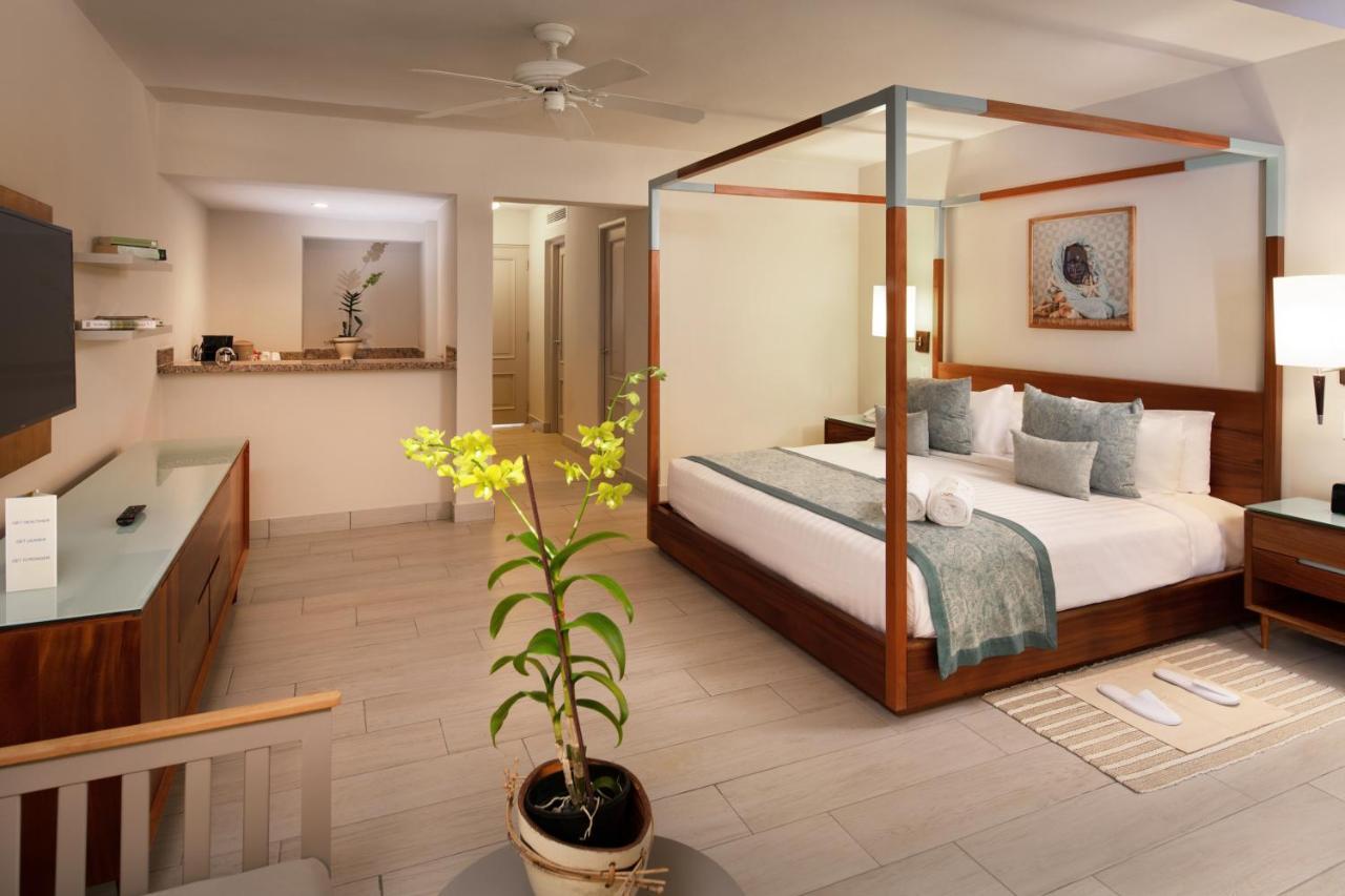 Vh Atmosphere Adults Only 4*