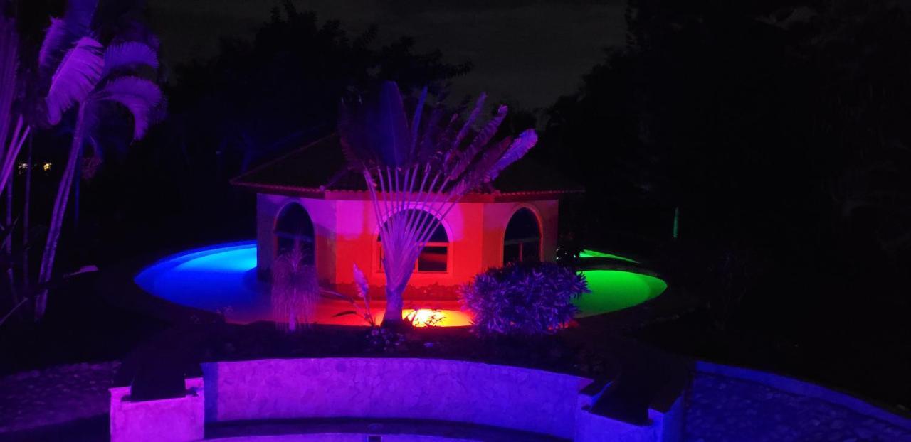 Villa For Vacation 32-18-6 *