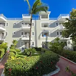 Sol Caribe Suites - Playa Los Corales - Beach Club, Wifi, Swimming Pool - Calle Aruba