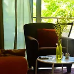Instyle Residences At Infiniti Blu