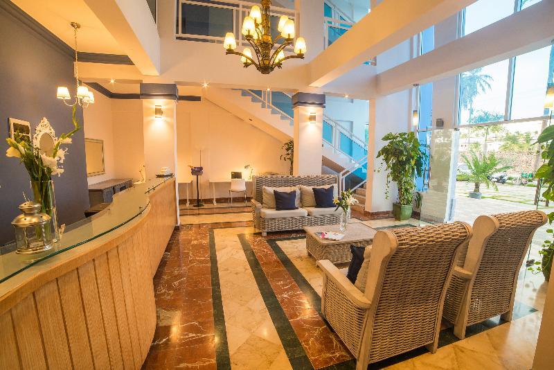 Hotel Coast 3*