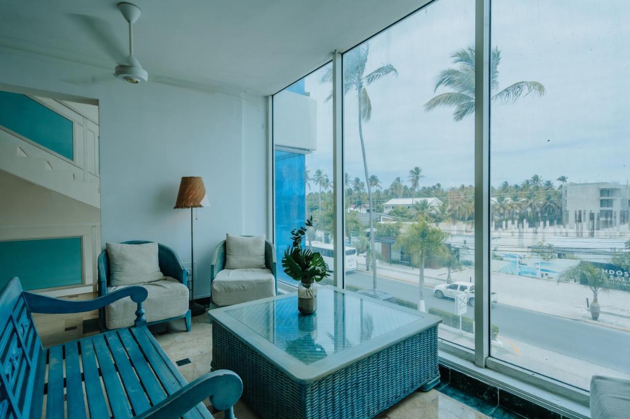 Coast Hotel