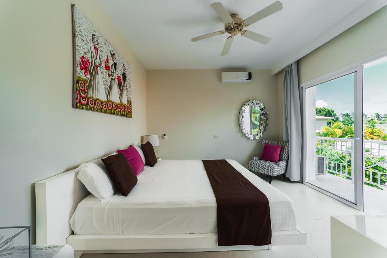 Luxury Private Villas With Pool, Private Beach, Bbq Villa