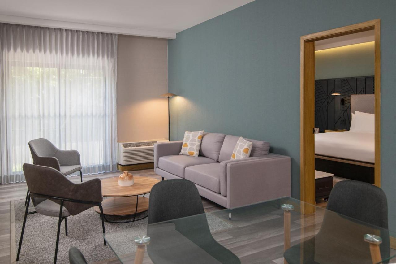 Courtyard By Marriott Hotel 3*
