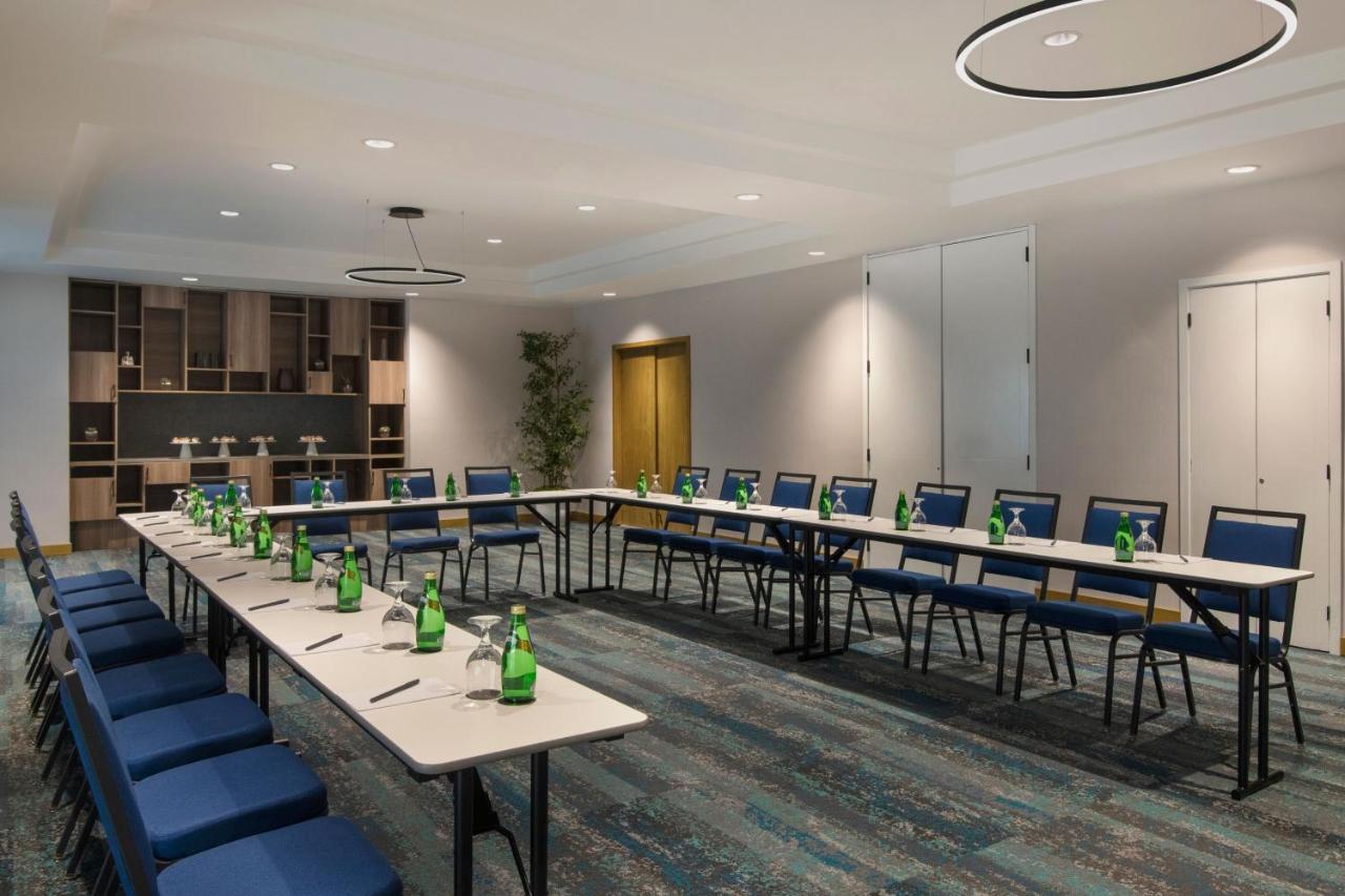 Courtyard By Marriott Hotel 3*