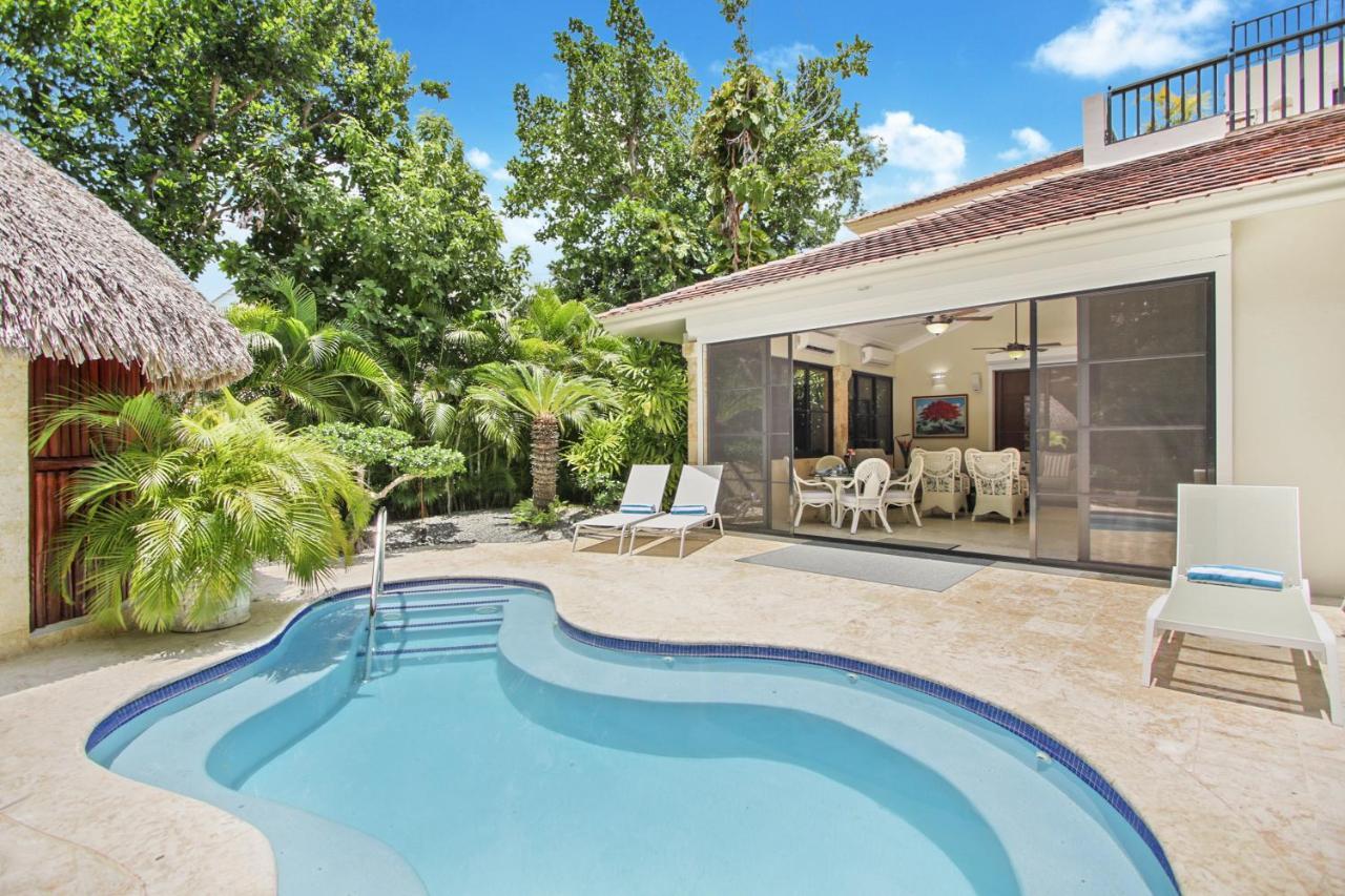 Spacious 4 Bedroom With Pool, Touring Cart & Maid *