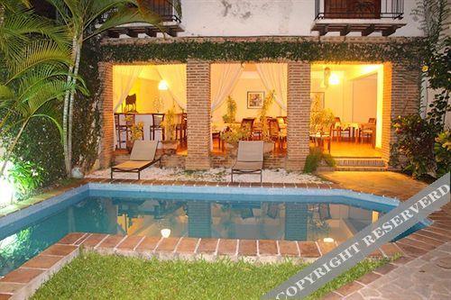 Colonial 3*