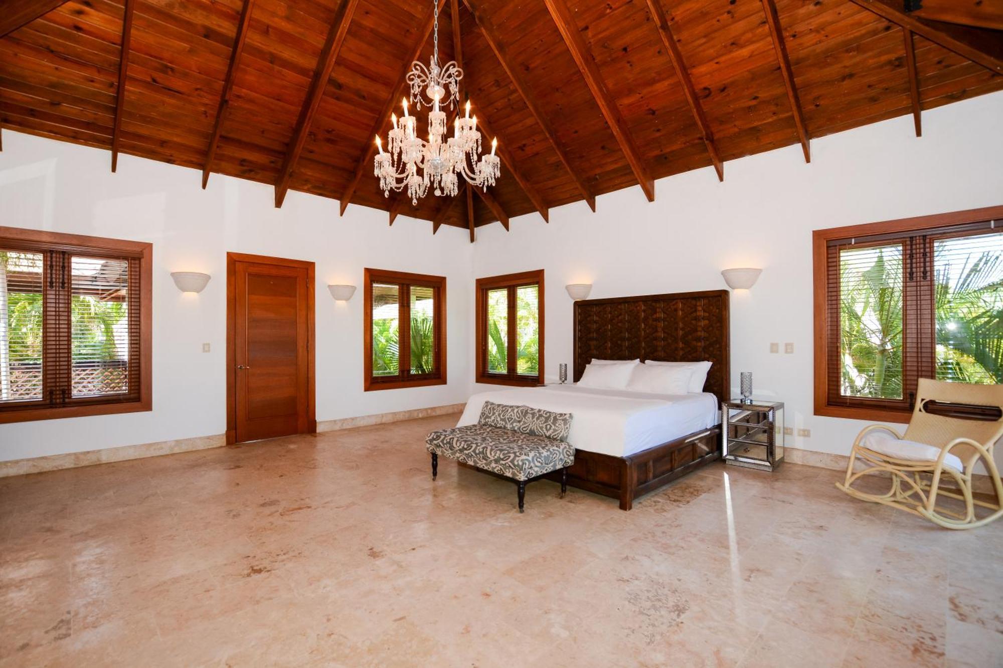 Private Pool In Puntacana & Club