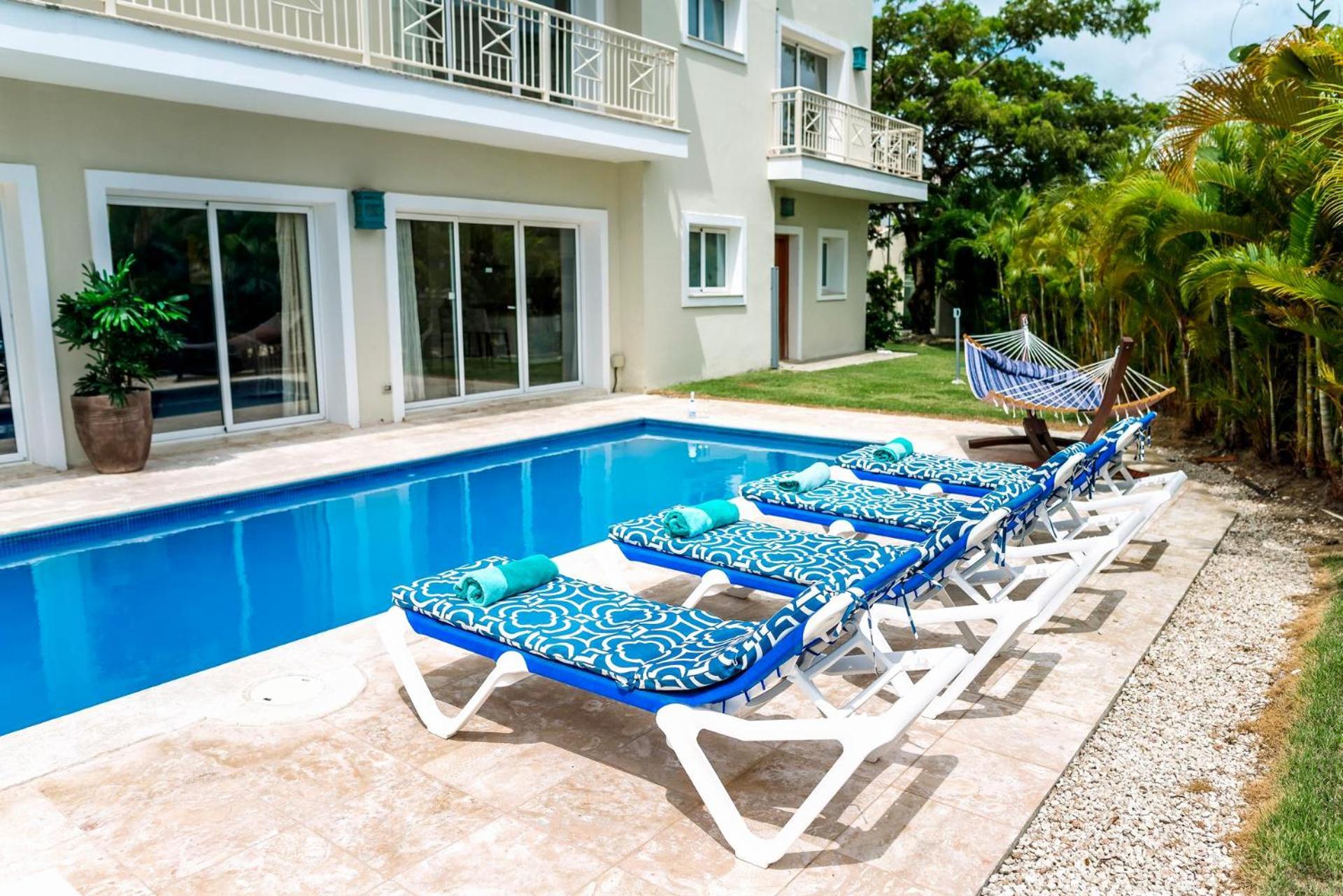 Luxury Private Villas With Pool, Private Beach, Bbq Villa *