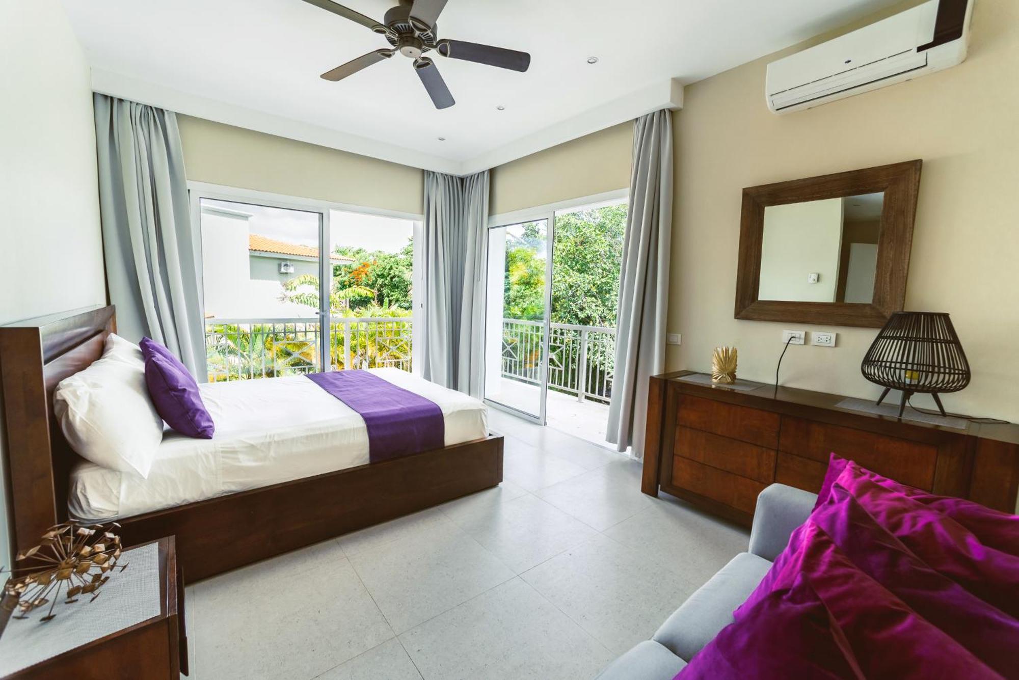 Luxury Private Villas With Pool, Private Beach, Bbq Villa