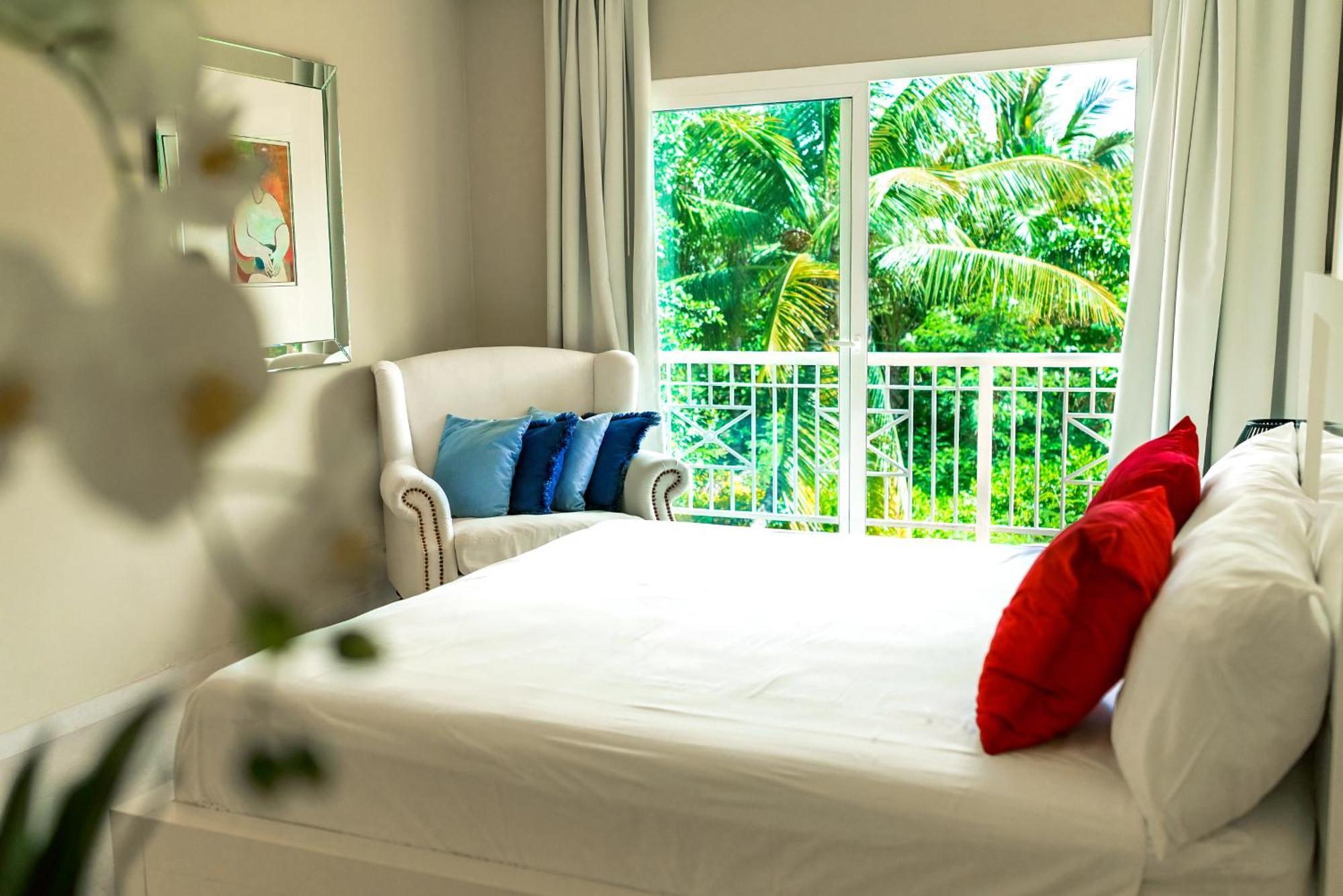 Villa Luxury Private Villas With Pool, Private Beach, Bbq *