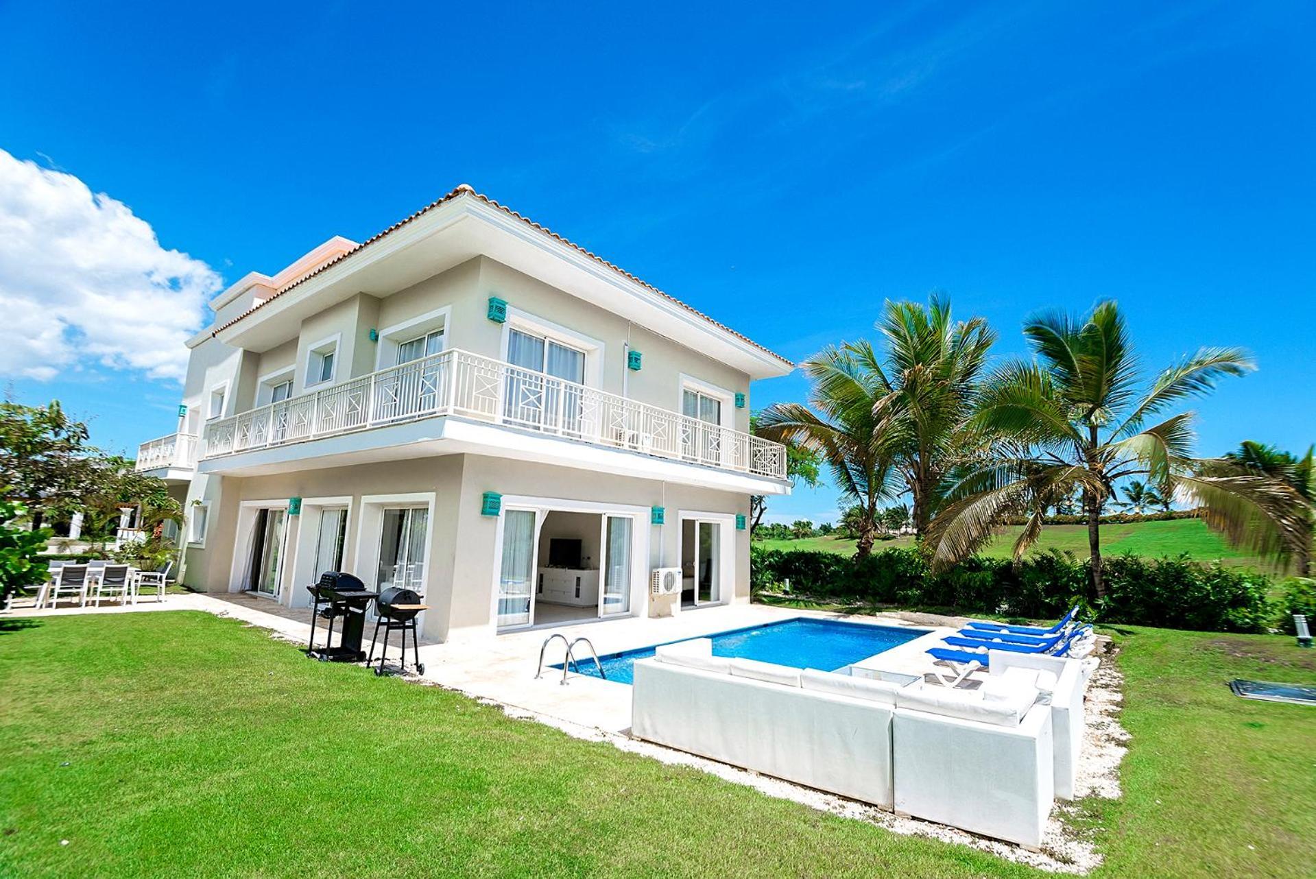 Luxury Private Villas With Pool, Private Beach, Bbq Villa *