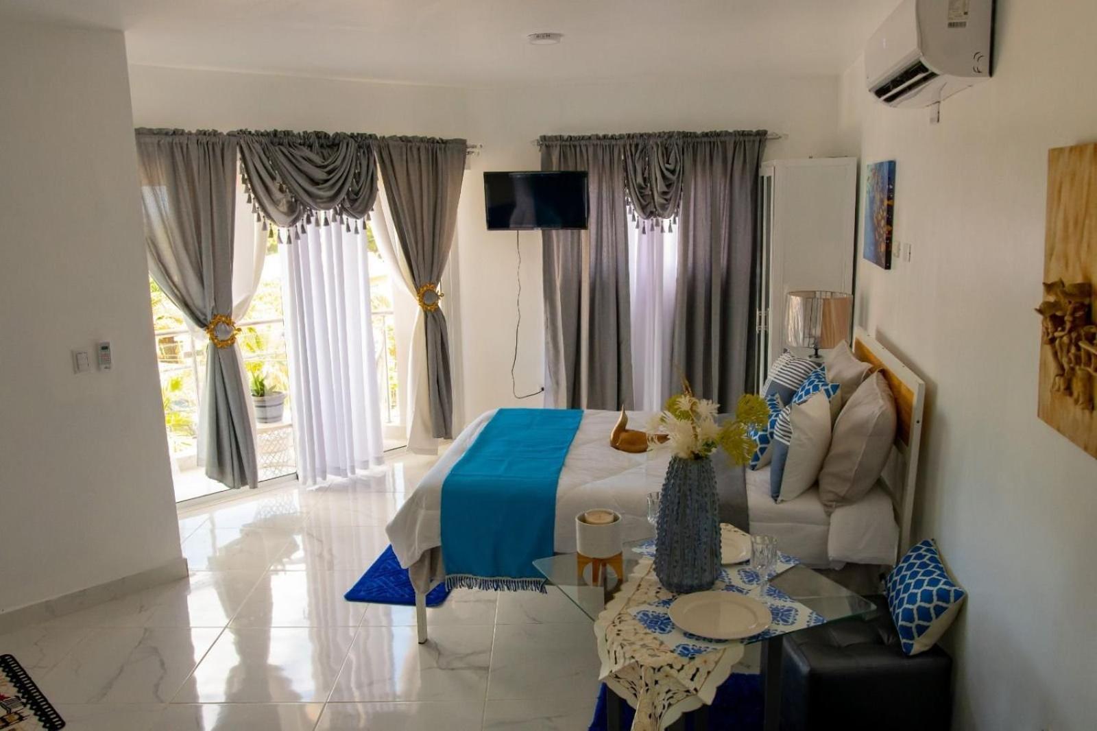 Royal Terrace Iv Apartment *