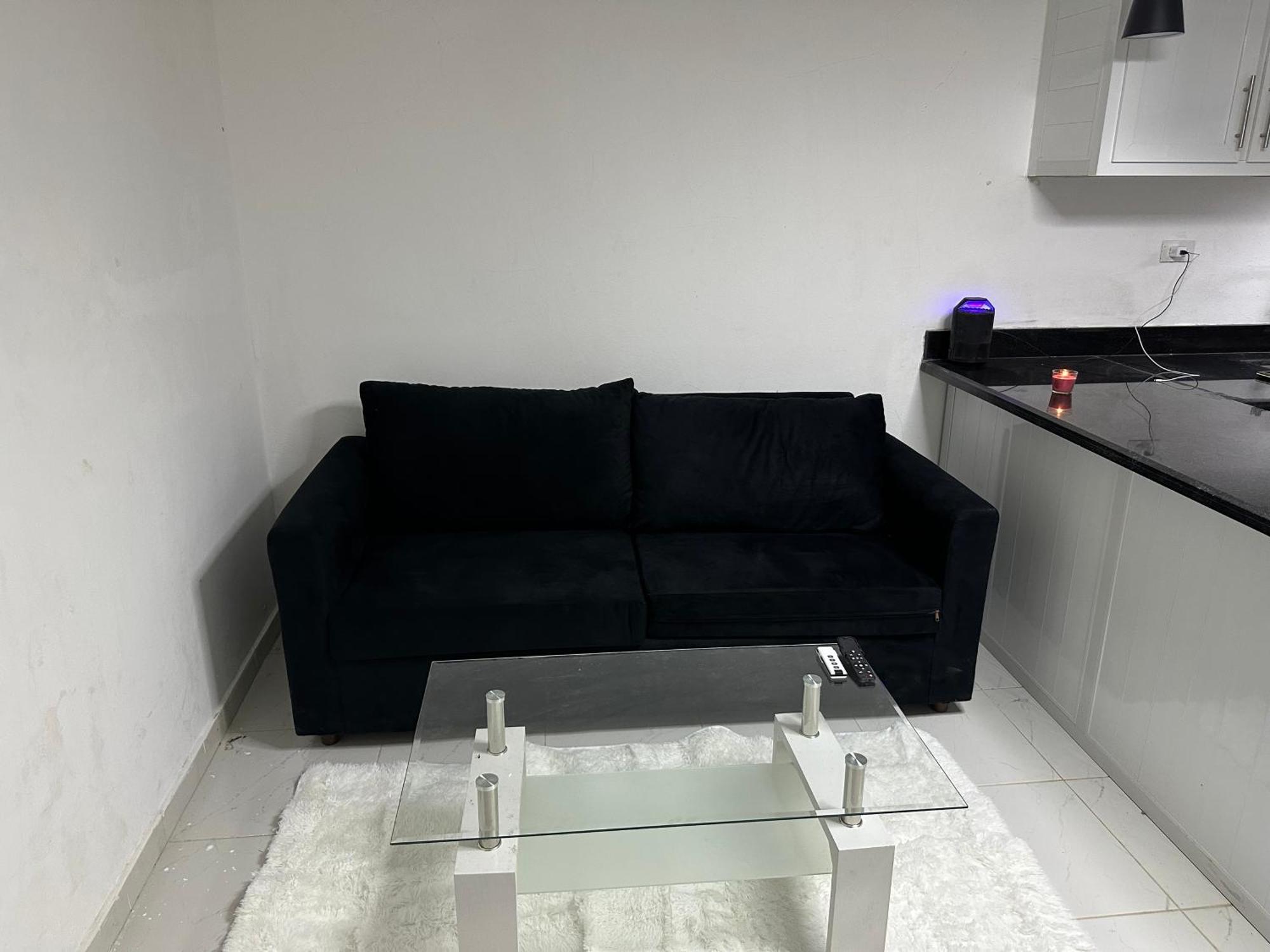 Luxury Hot Water,ac,wifi,ps3 Apartment *