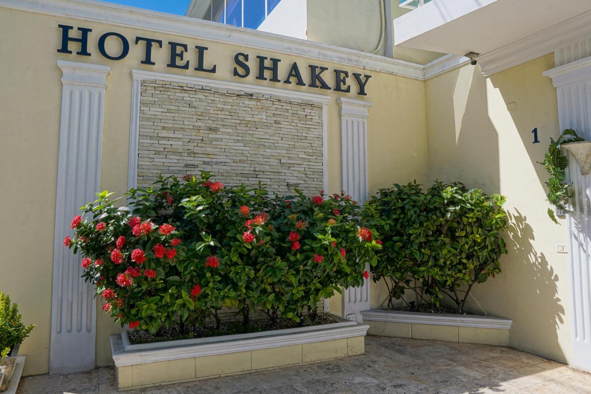 Aparthotel Shakey