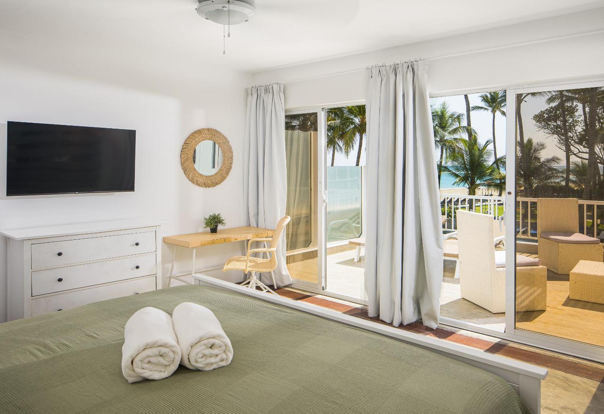 Kite Oceanfront Apartment