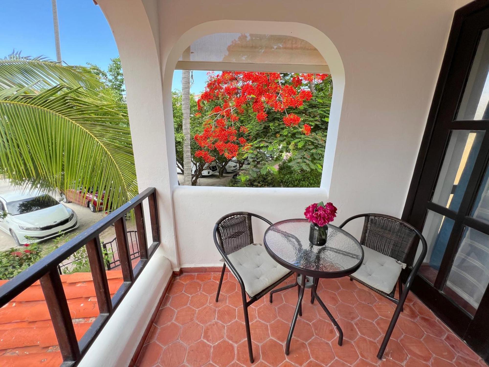 Aparthotel Tropical And - Corales - Great Location With Many Restaurants Punta Cana