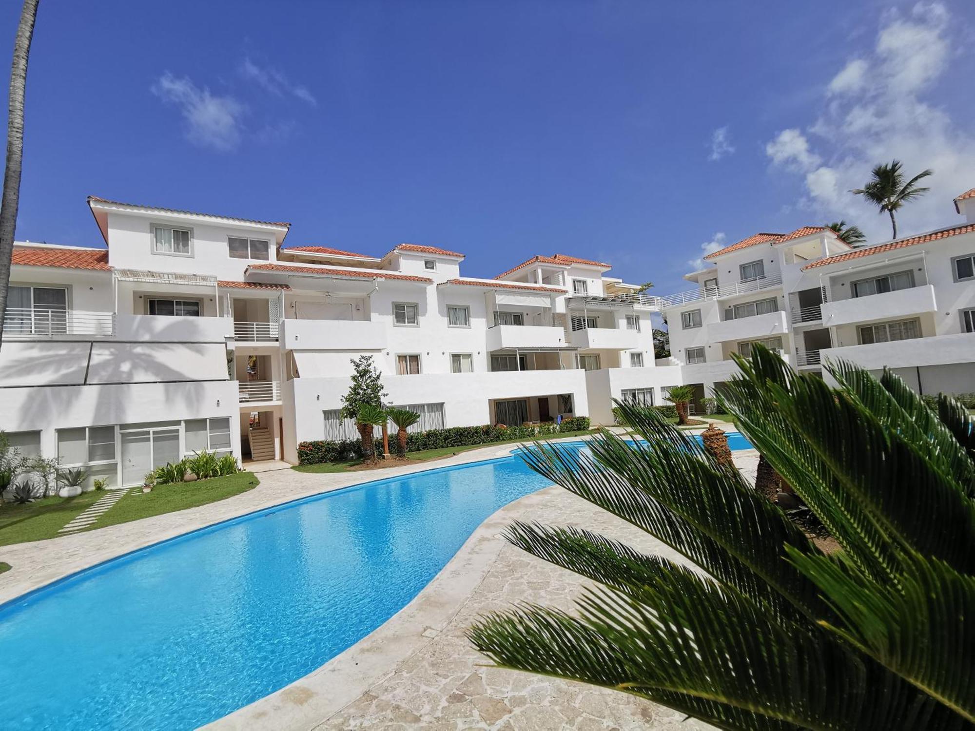 Tropical And - Corales - Great Location With Many Restaurants
