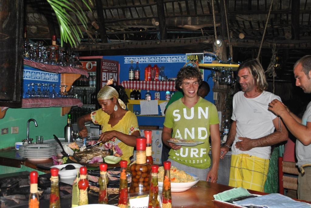 Hotel Surf Camp