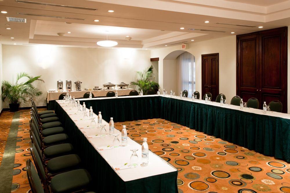 Courtyard By Marriott Hotel Santo Domingo