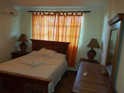 Bed & Breakfast Larimar Beach *