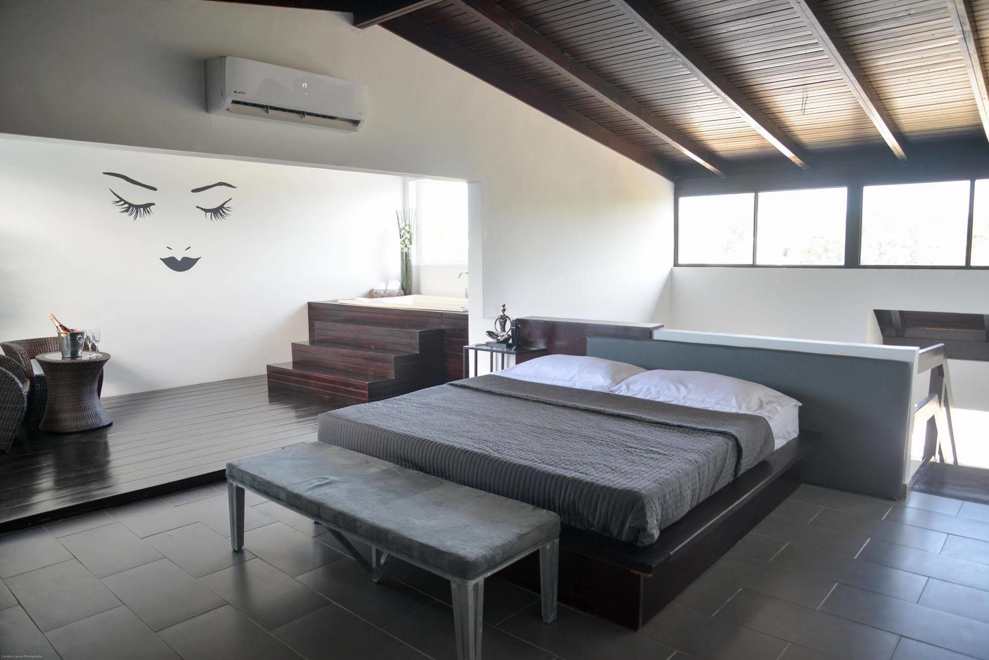Hotel Ahnvee (adults Only) 3*