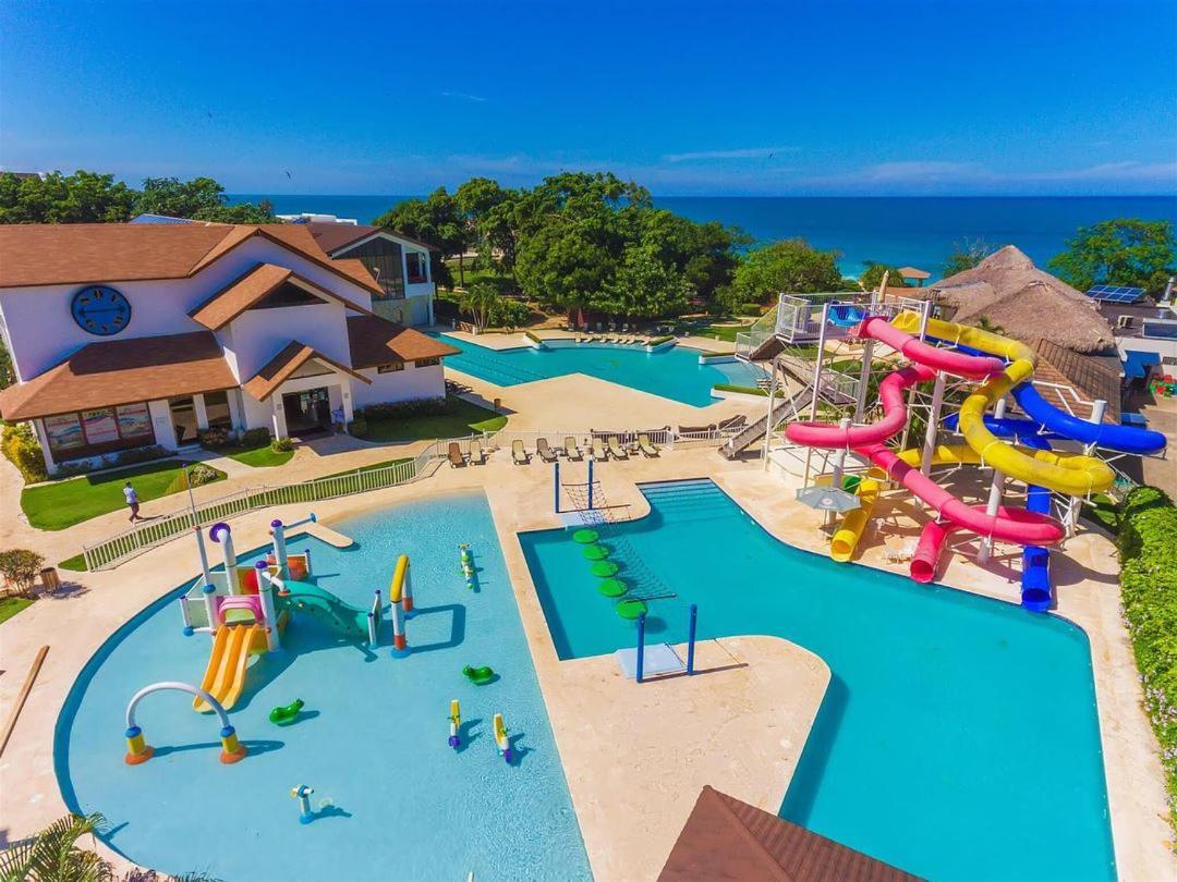 Holiday home Private 2 Bedroom With Pool