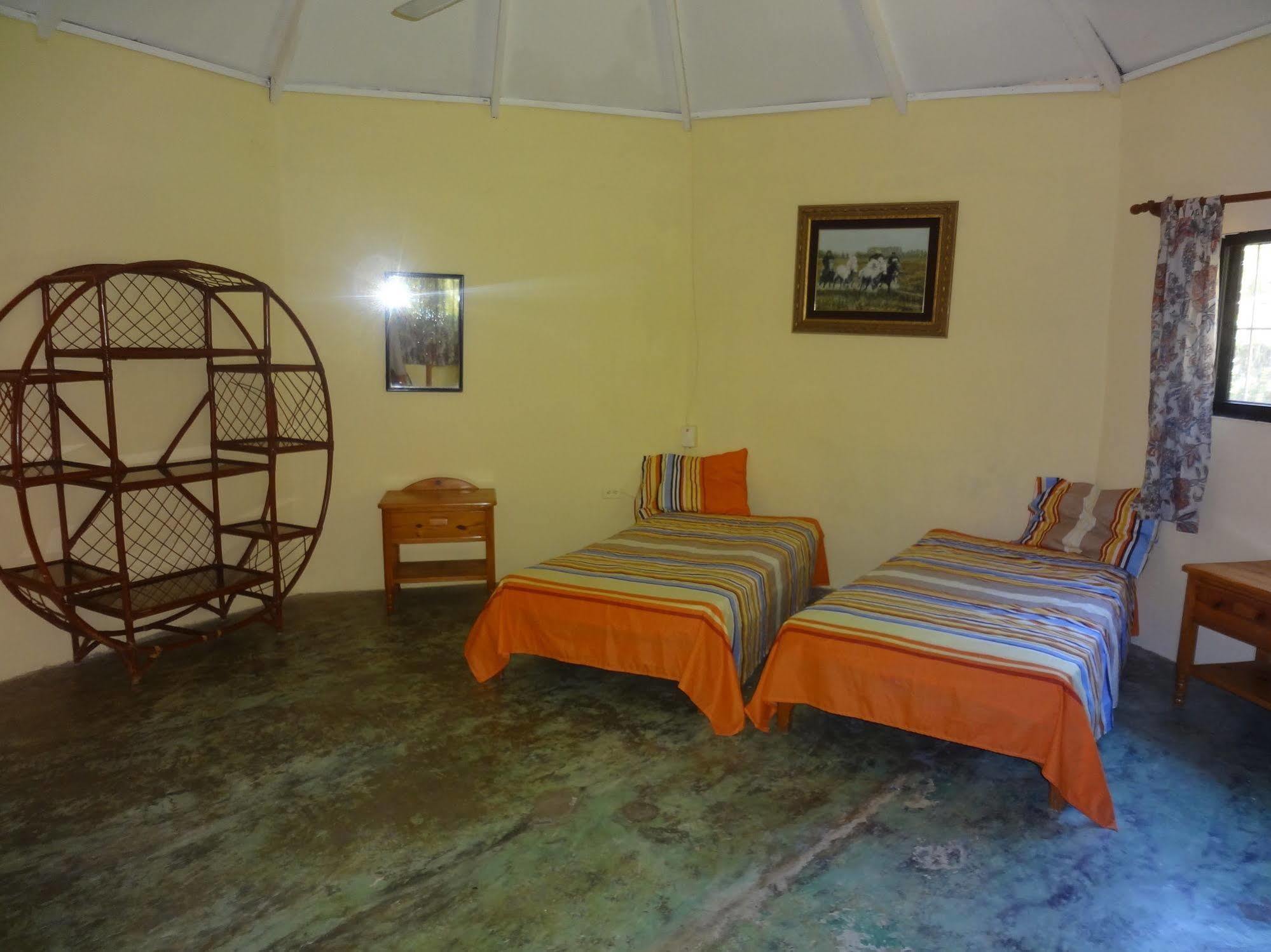 Guest house Gipsy Ranch 2*