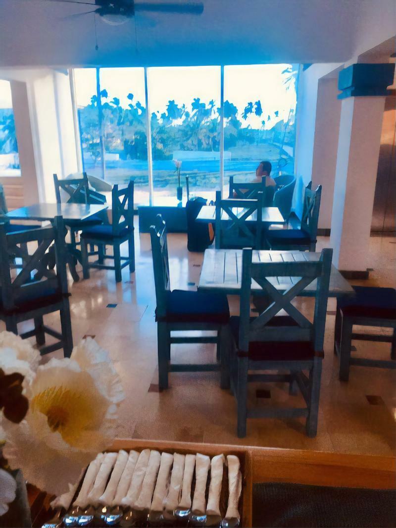 Coast Hotel 3*