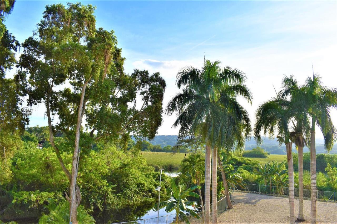 Hotel Tropical Casa Laguna 4*
