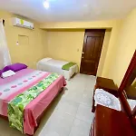 Hospedaje Villa Valencia En Los Patos