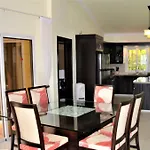 Villa Vista Hermosa