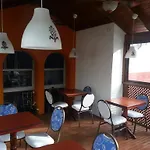 Hostal Plaza Yu