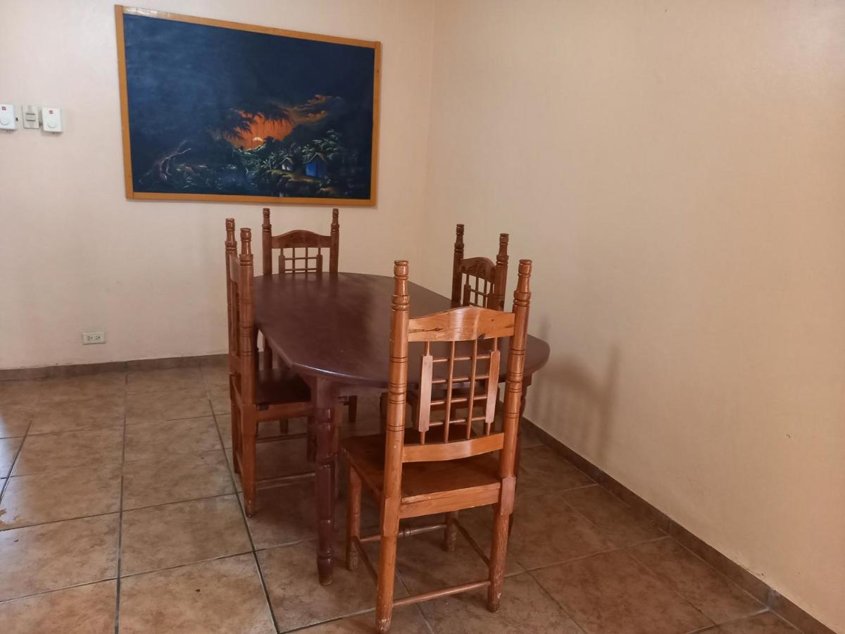 Aparthotel Perla De 2*