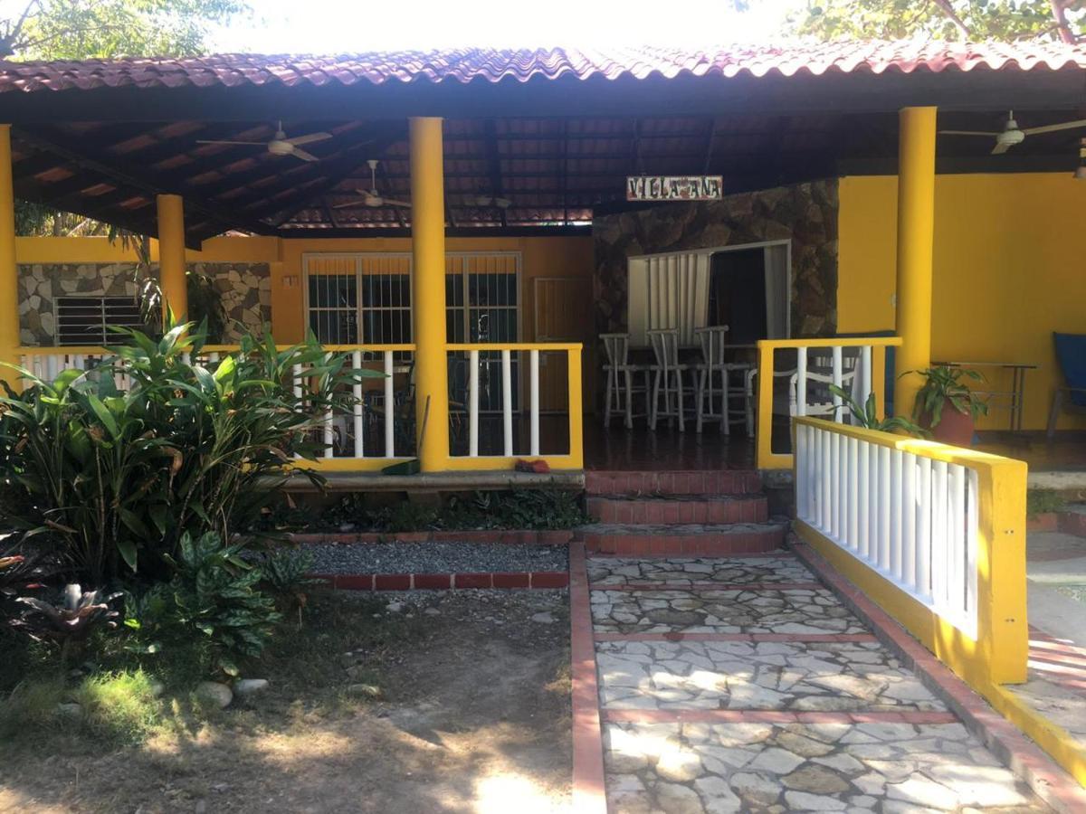 Ana Villa