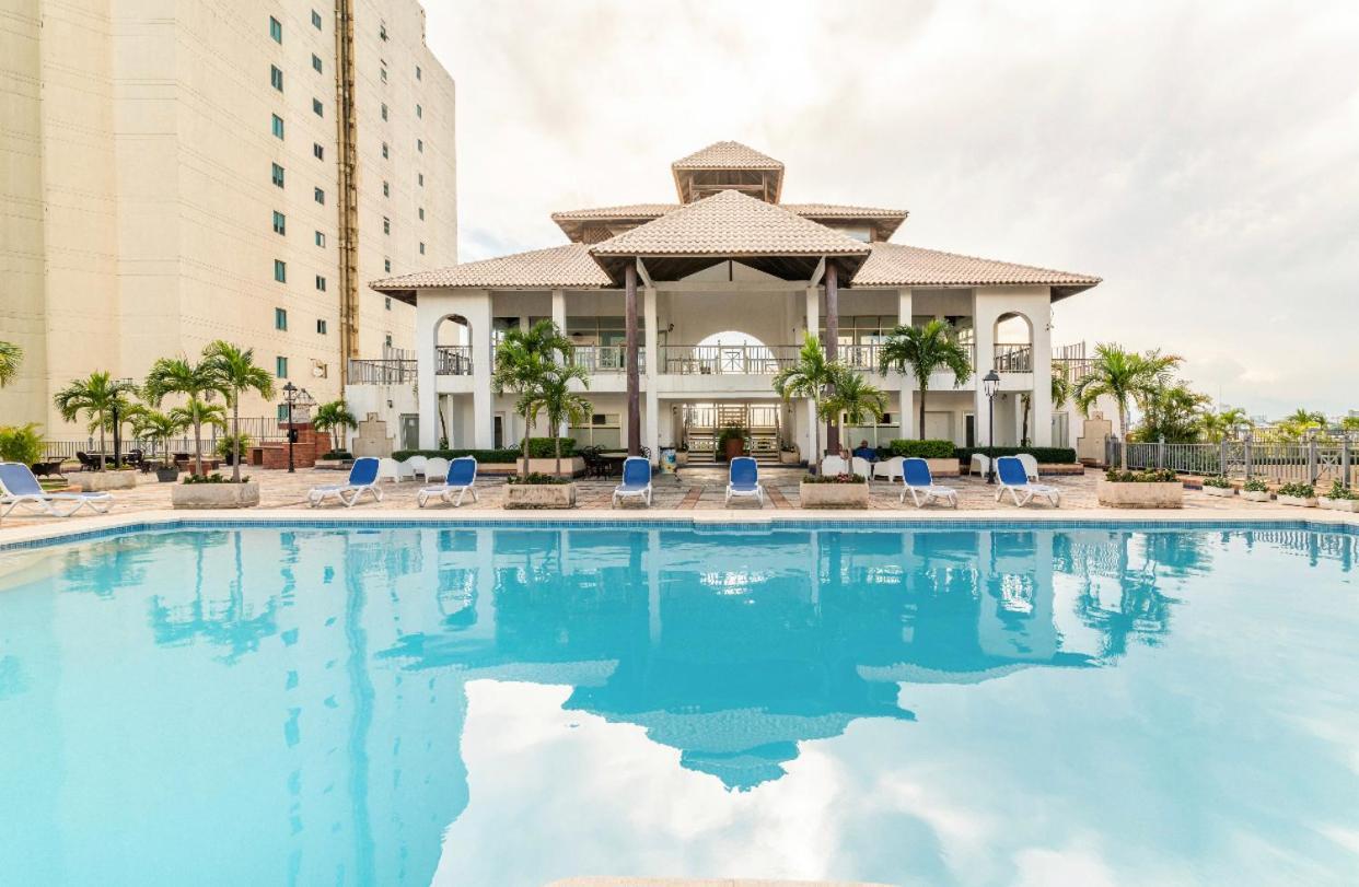 Gateway For And Your Loves Ones I Sleeps 6 Apartment Santo Domingo