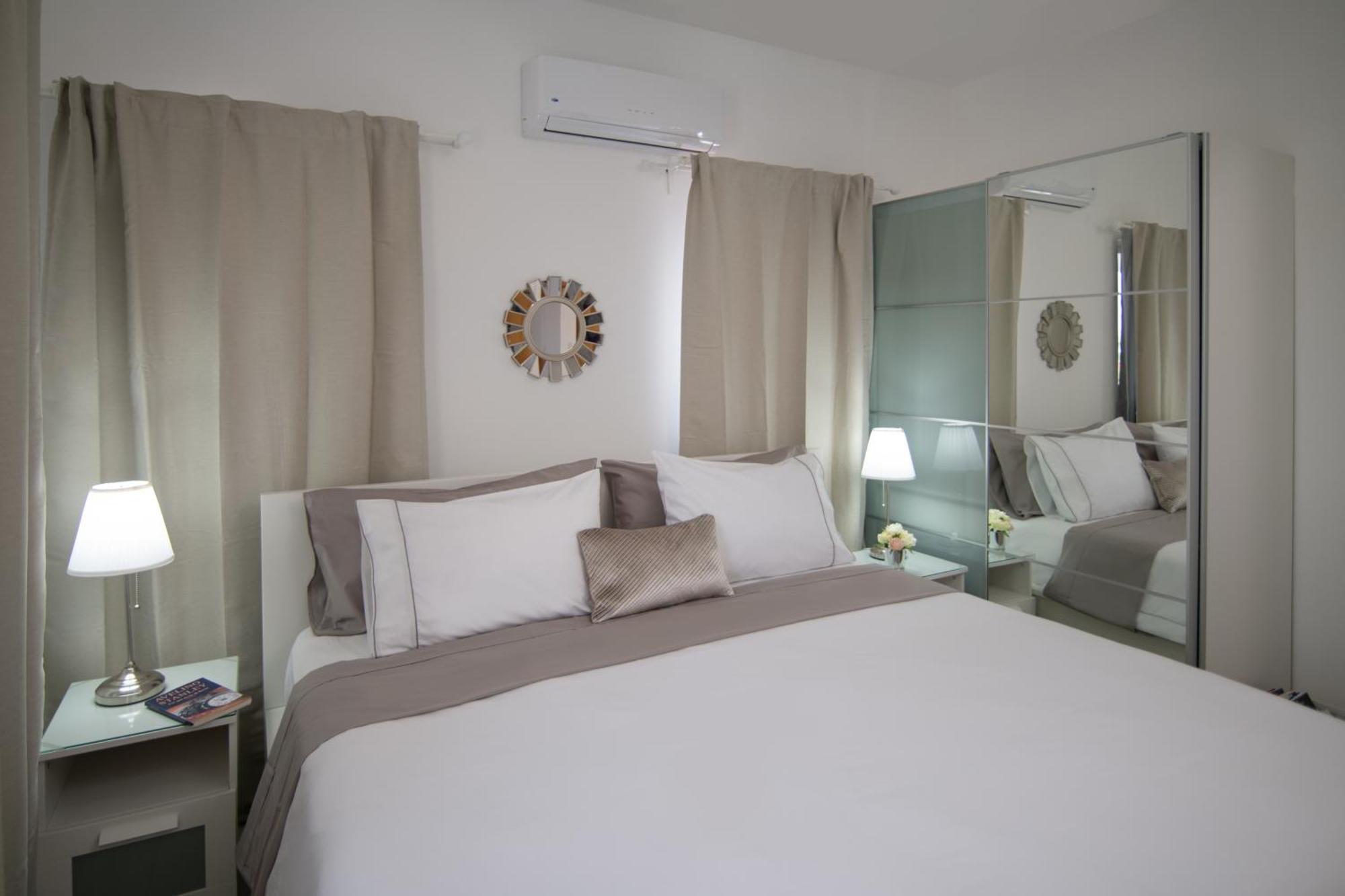 Los Flamencos Aparthotel 4*