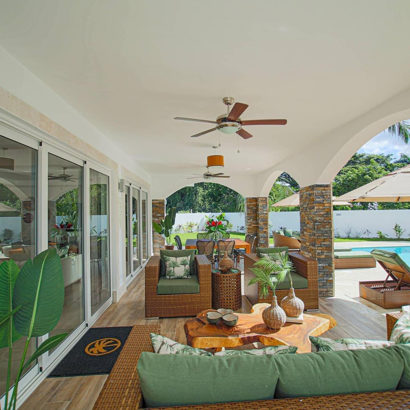 Royal 3 Bedroom Lifestyle *