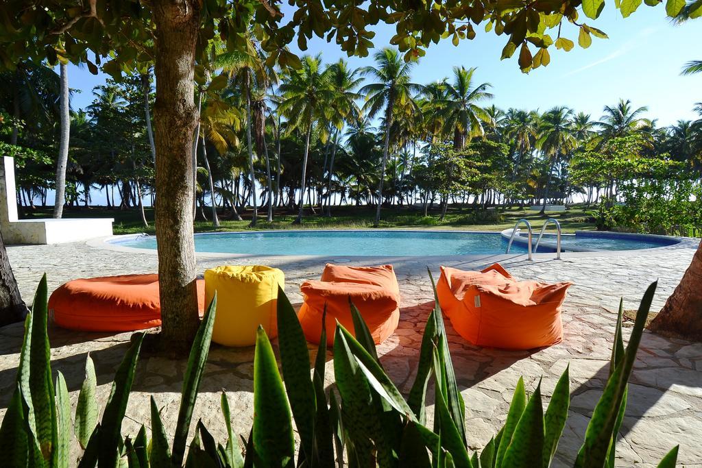 Baoba Resort Cabrera