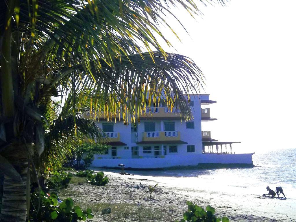 Hotel Marbella Montecristi Rep. Dom. San Fernando de Monte Cristi