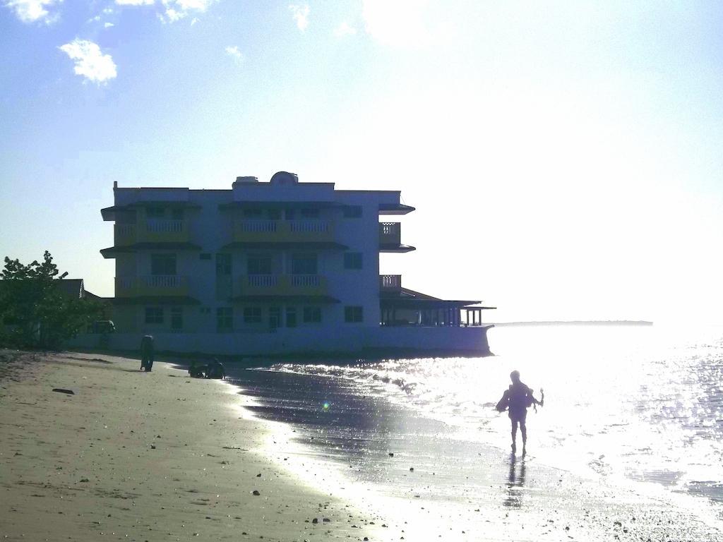 Hotel Marbella Montecristi Rep. Dom.