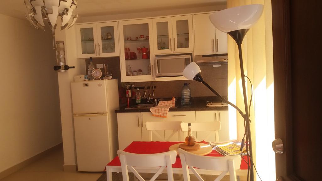 Apartment F&y