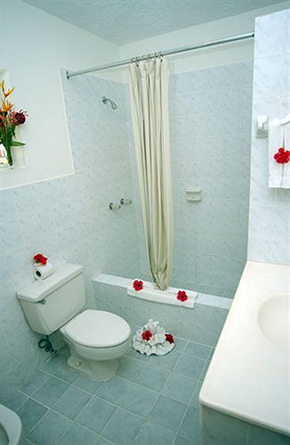 Caliente Caribe Hotel