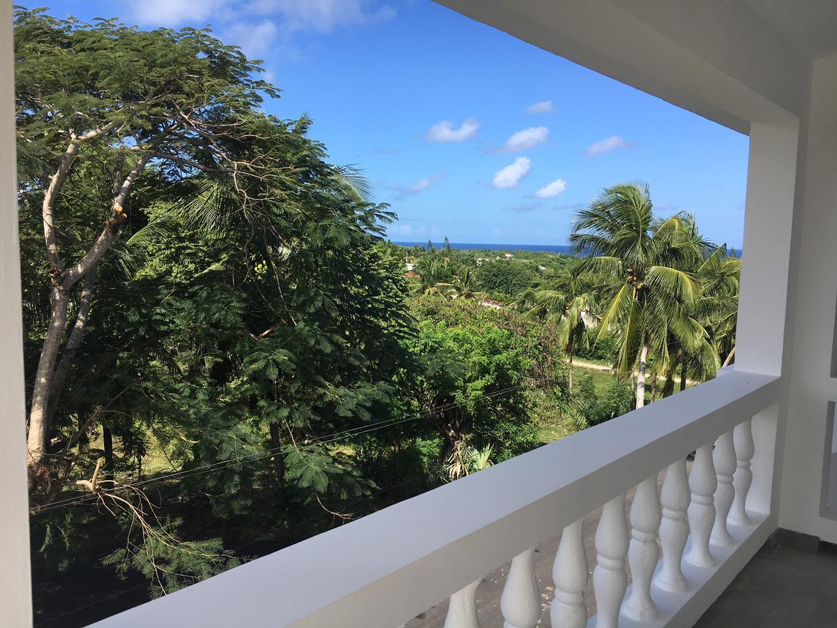 Ocean Palms Residences *