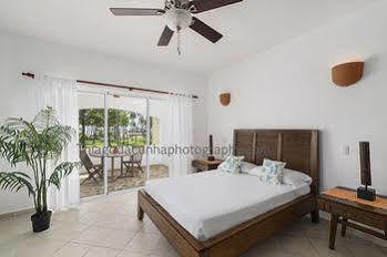 Baoba Resort Cabrera