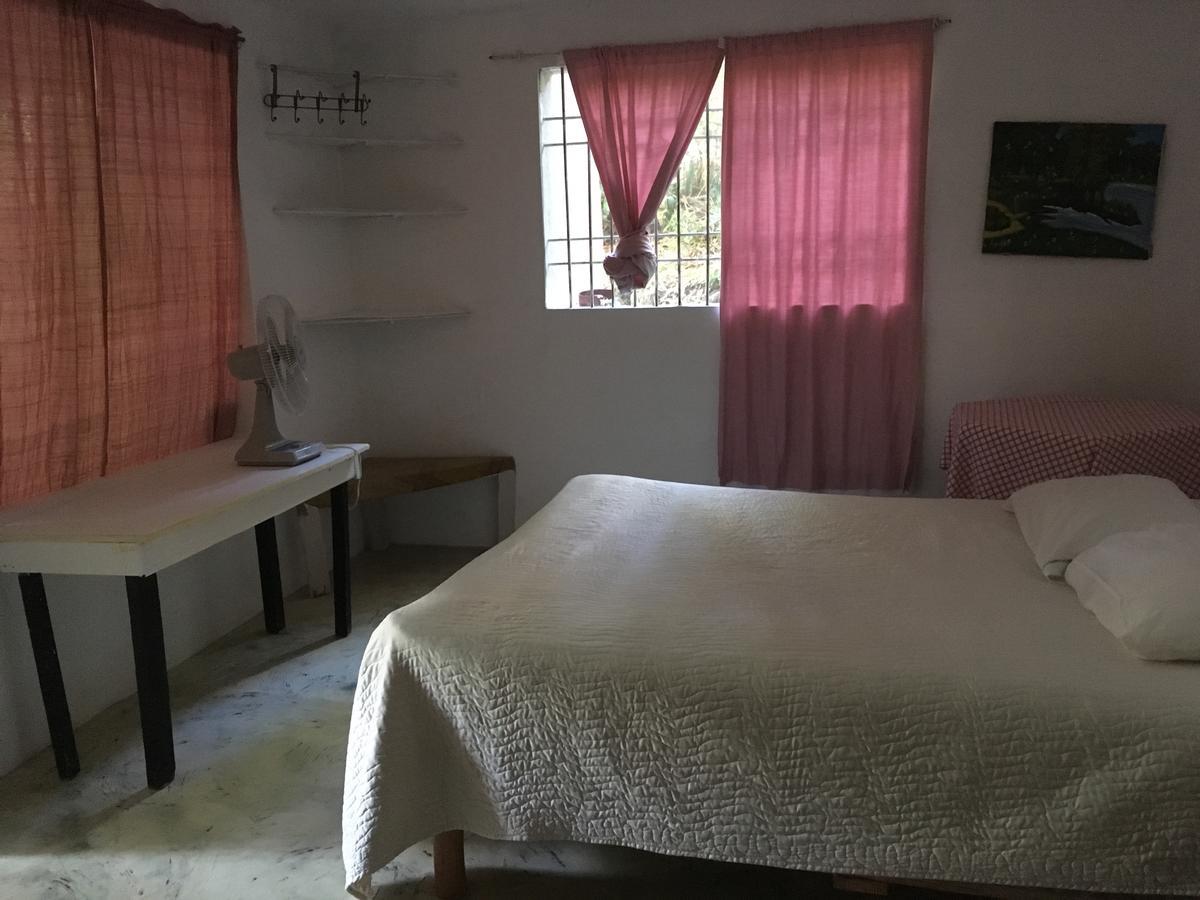 Sun Camp Dr Eco-village Munoz