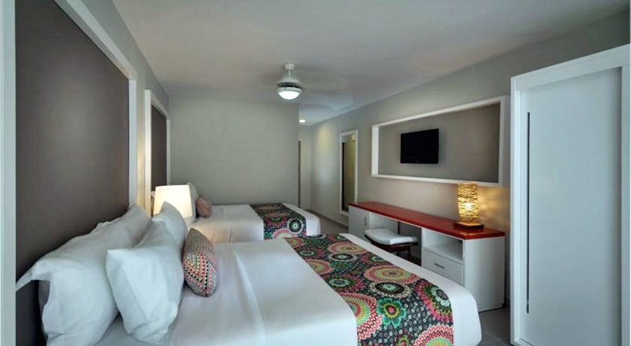 Emotions Beach By Hodelpa Hotel