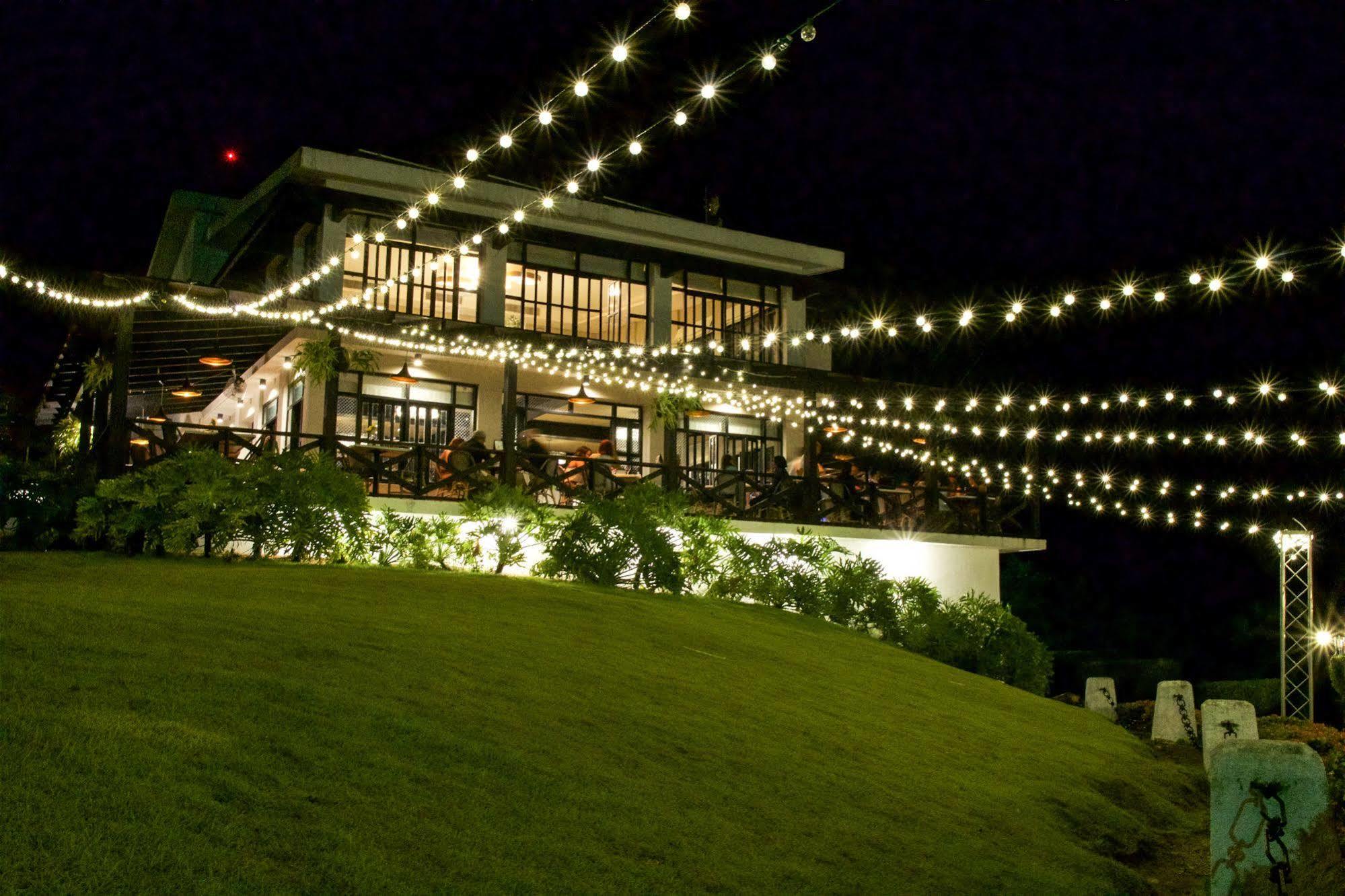 Hotel Camp David Ranch Santiago De Los Caballeros