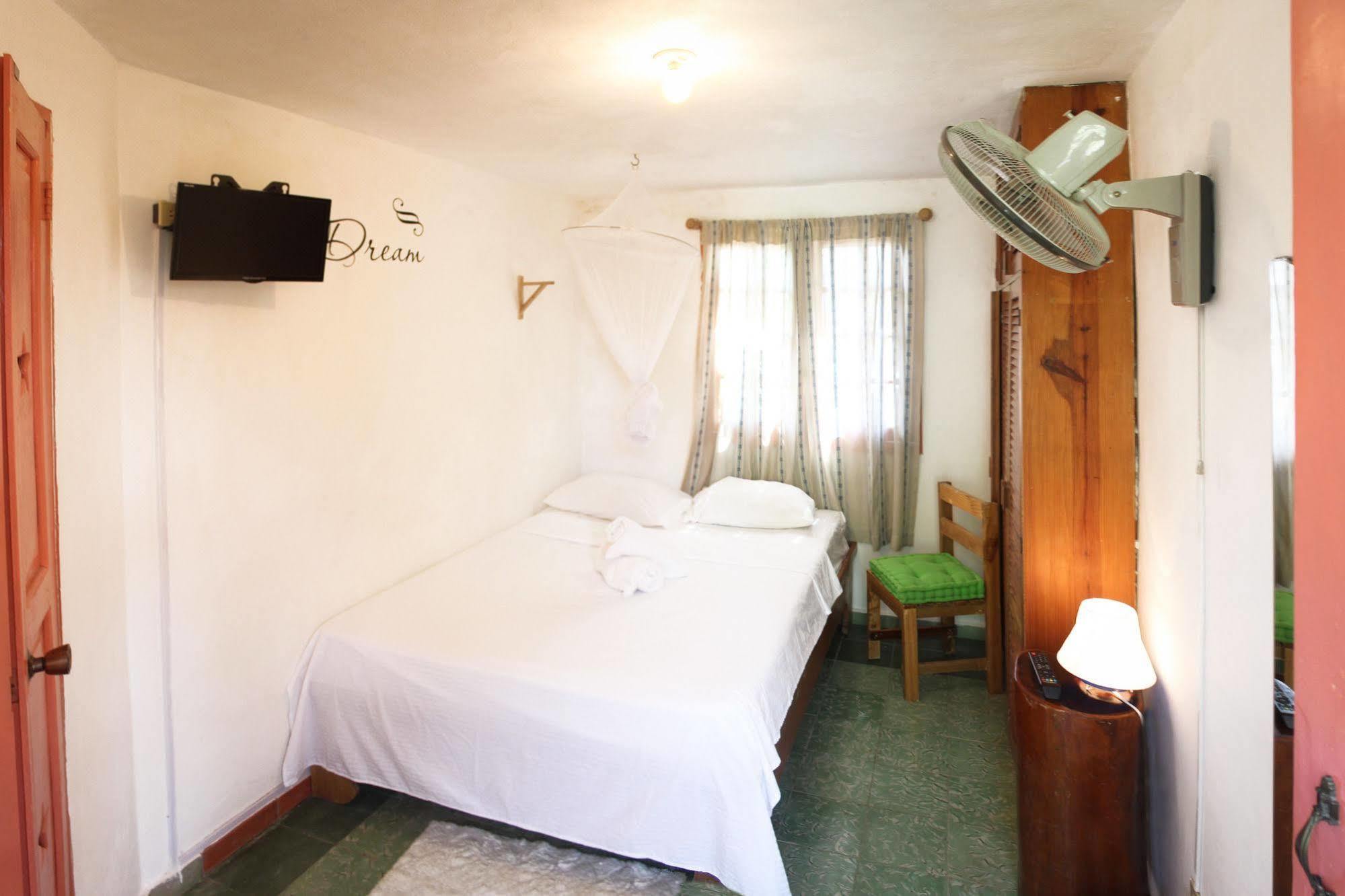 Casa Delfin Guest house 3*