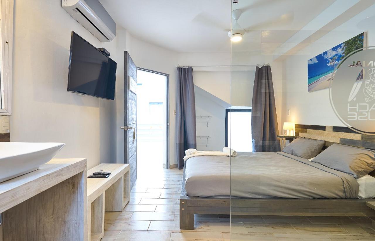 Hotel Colonial House 3*